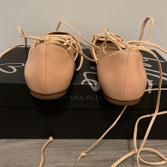 Banana republic tie up pointy flats - Picture 4 of 5